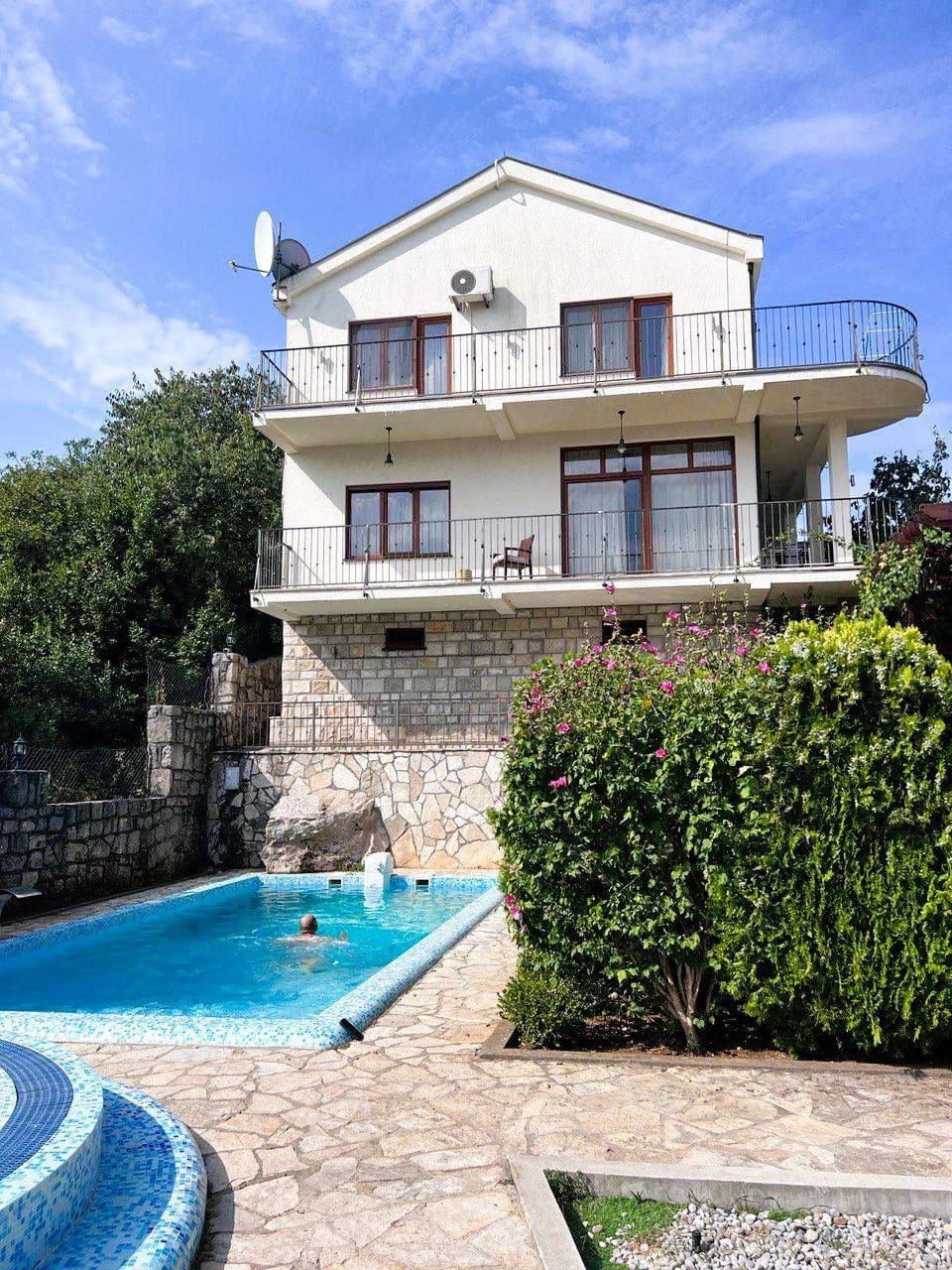 Townhouse with Sea View in Vranovici – 140m², Pool, Sauna — Montenegro