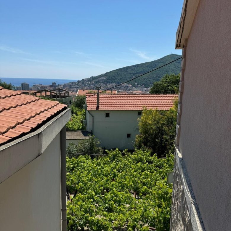 House for Sale in Budva – 7 Bedrooms, Sea View, Peaceful Location — Montenegro