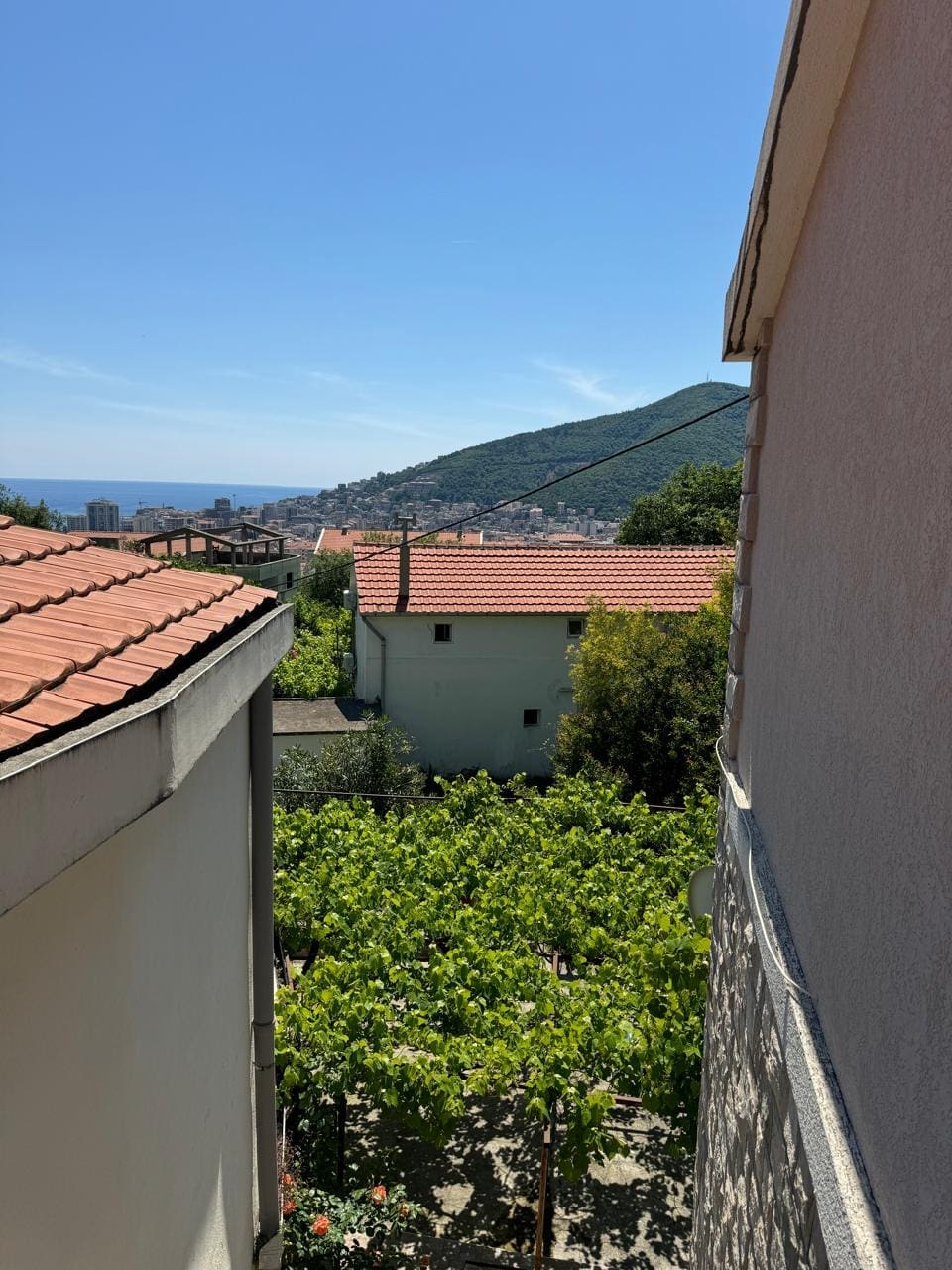 House for Sale in Budva – 7 Bedrooms, Sea View, Peaceful Location — Montenegro