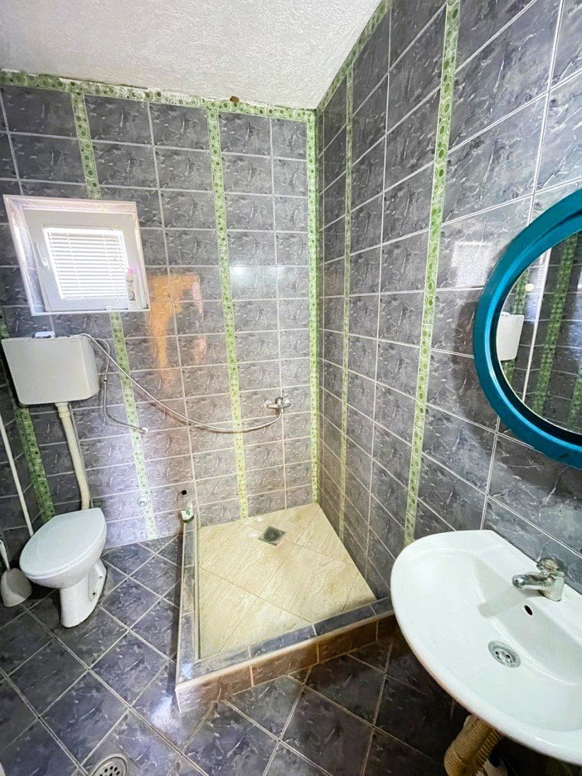 Zeleni Pojas'ta Satılık Daire – Bar, Karadağ'da Deniz Manzaralı Yaşam — Karadağ
