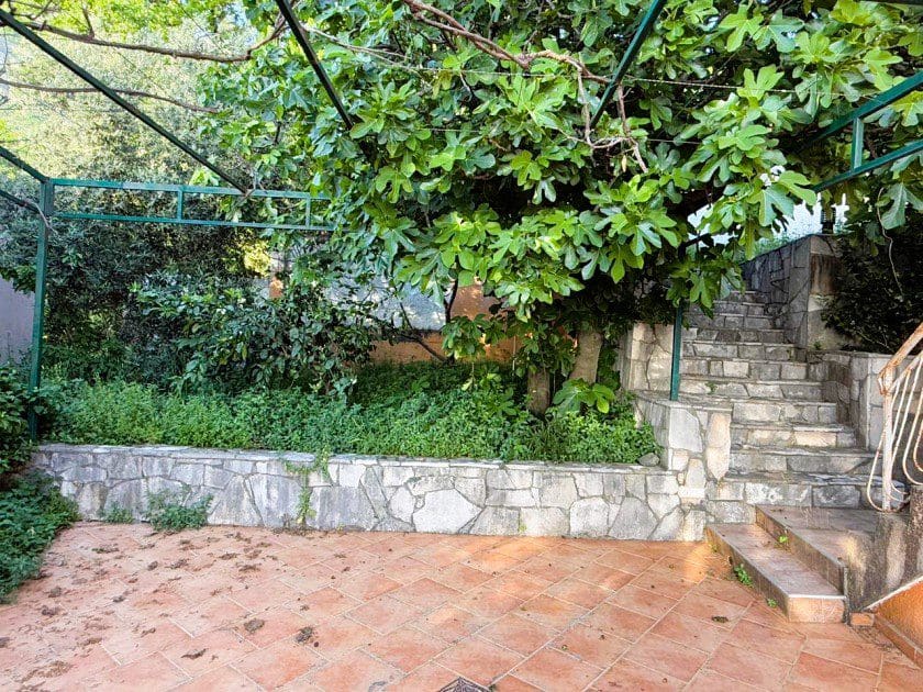 Charming 4-Bedroom House Sutomore Sea View | 144m² Dream Home — Montenegro