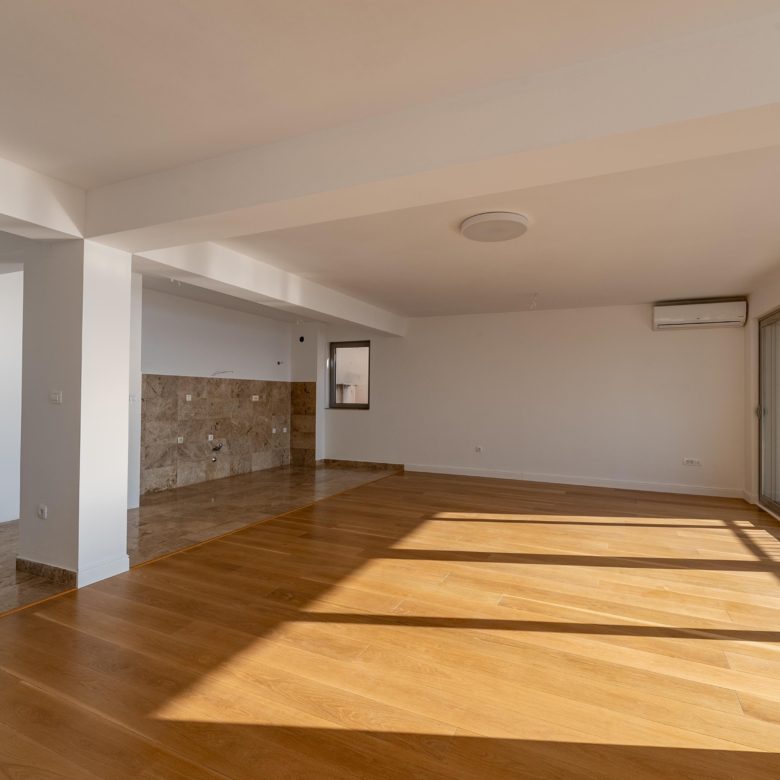 Luksuzni trosoban penthouse u Pržnu, Budva, sa panoramskim pogledom na more — Crna Gora
