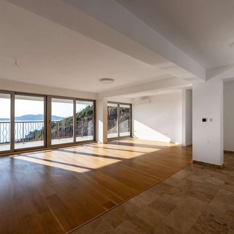 Luksuzni trosoban penthouse u Pržnu, Budva, sa panoramskim pogledom na more — Crna Gora