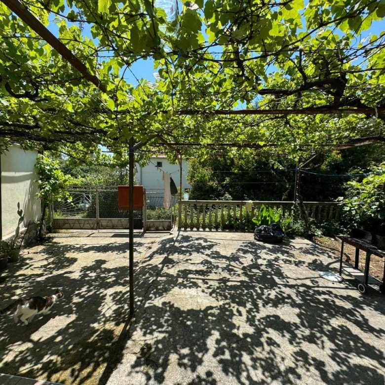 House for Sale in Budva – 7 Bedrooms, Sea View, Peaceful Location — Montenegro