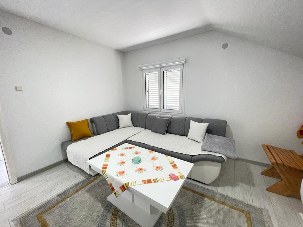 Comfortable 4-Bedroom House for Sale in Bjeliši Bar – Move-In Ready — Montenegro