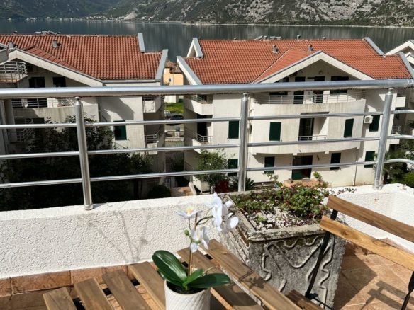 duplex apartment for sale in Risan