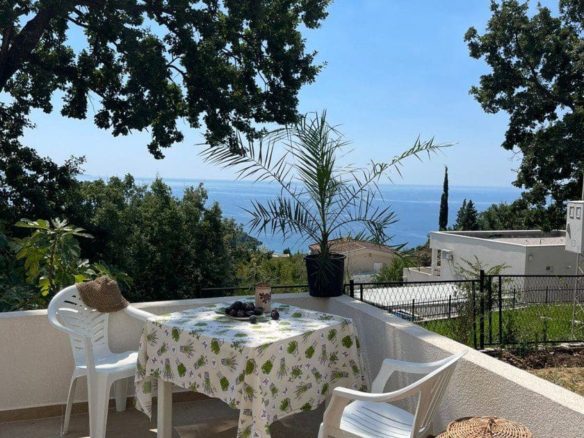modern home for sale in Sutomore
