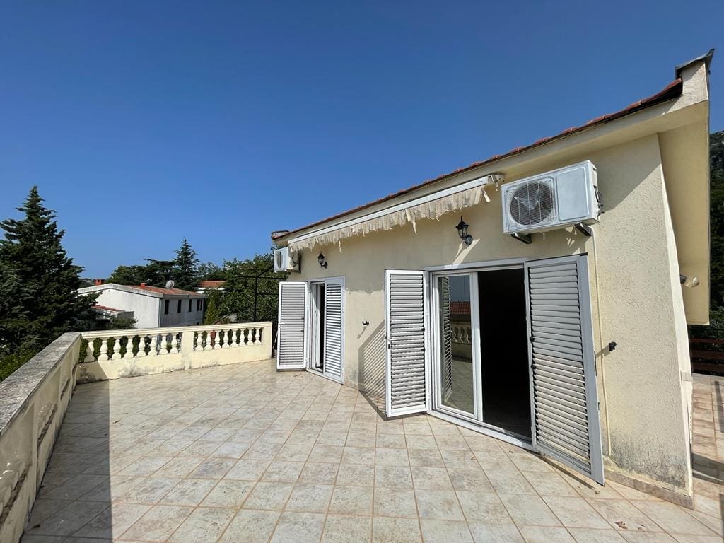 🏠 Home with sea view in Sutomore, 7-Bedroom,  Sea View — Montenegro