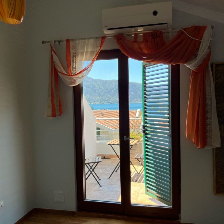 🏡 Duplex Apartment for Sale in Risan – 130 m² in Roman Gardens Complex — Montenegro