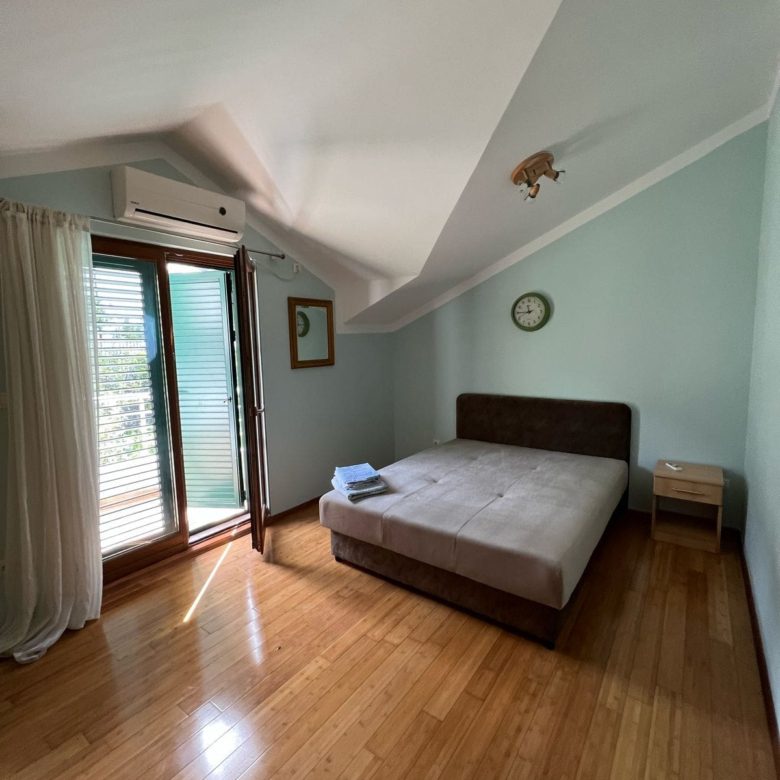 🏡 Duplex Apartment for Sale in Risan – 130 m² in Roman Gardens Complex — Montenegro