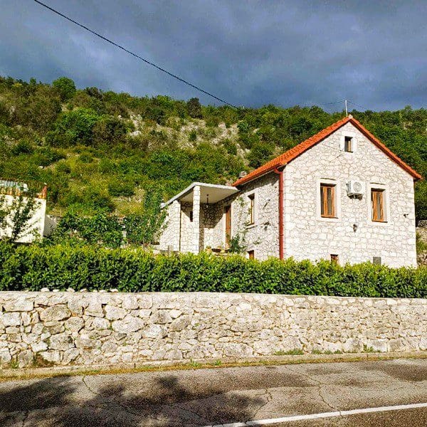Elite Stone House for Sale near Danilovgrad – Cultural Gem with Gardens and Security System — Montenegro