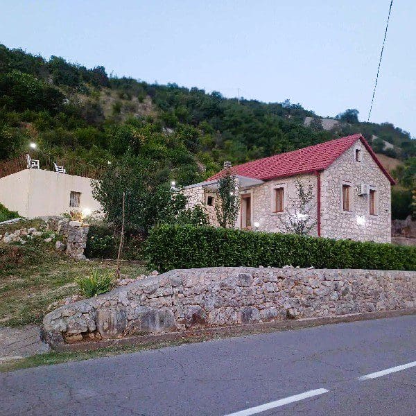 Elite Stone House for Sale near Danilovgrad – Cultural Gem with Gardens and Security System — Montenegro