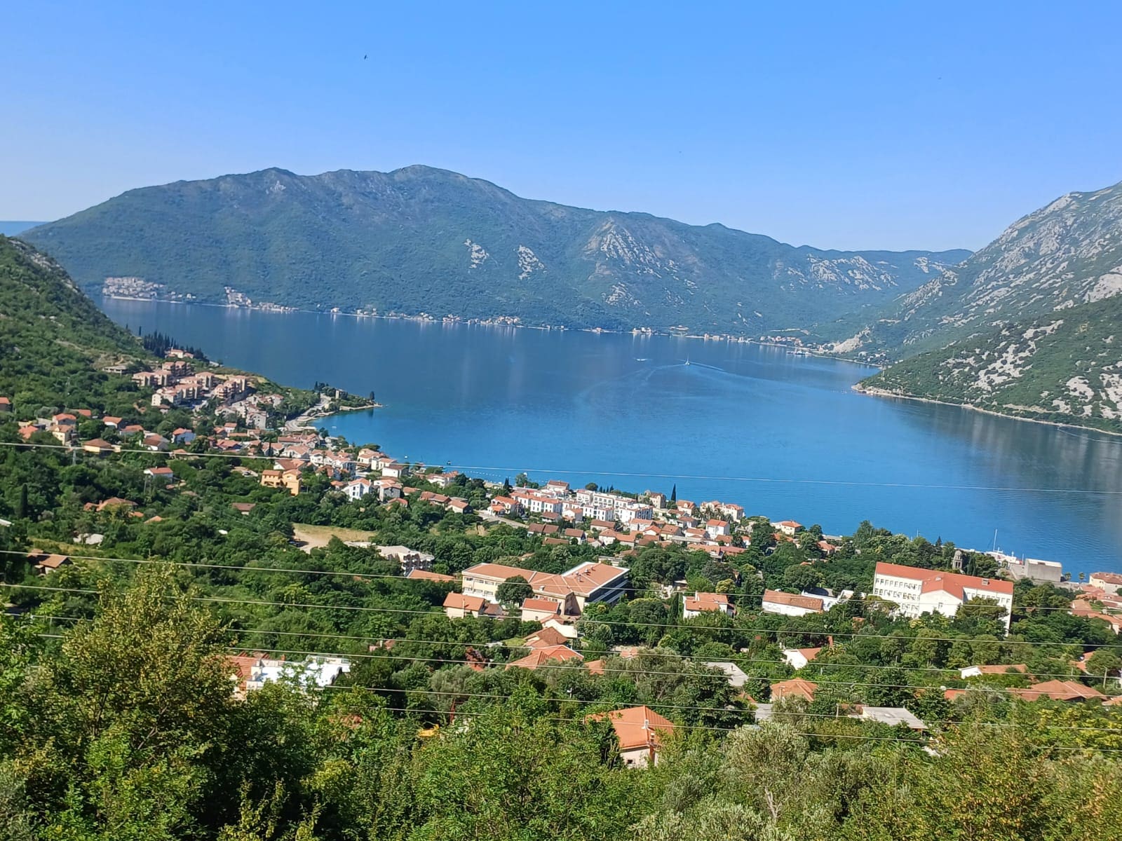 🏡 Duplex Apartment for Sale in Risan – 130 m² in Roman Gardens Complex — Montenegro