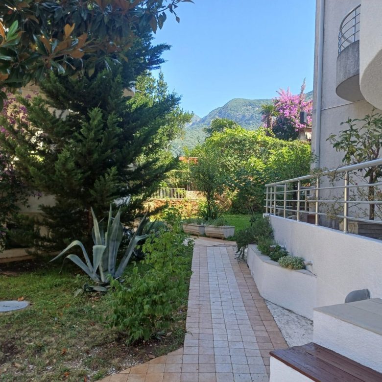 🏡 Duplex Apartment for Sale in Risan – 130 m² in Roman Gardens Complex — Montenegro