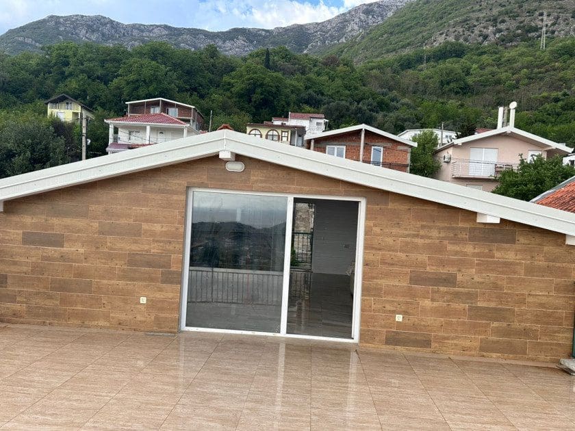 Modern Home for Sale in Sutomore – 200 m², 3 Independent Apartments — Montenegro