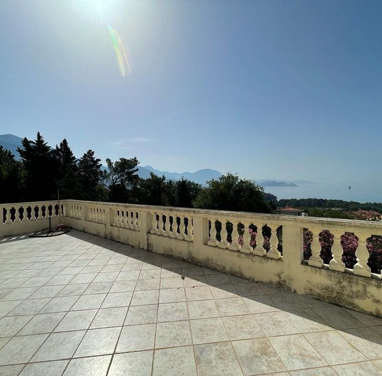 🏠 Home with sea view in Sutomore, 7-Bedroom,  Sea View — Montenegro