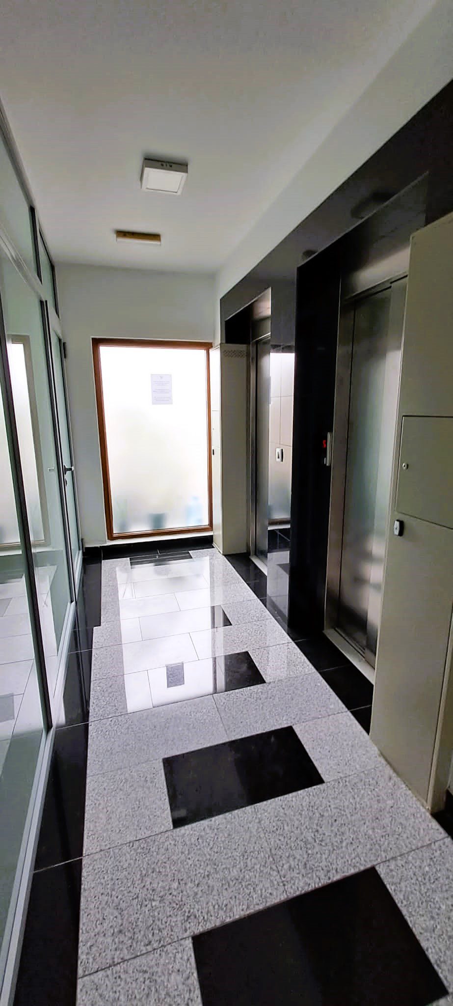Penthouse Apartment for Sale in Budva – Central Location with Sea View — Montenegro