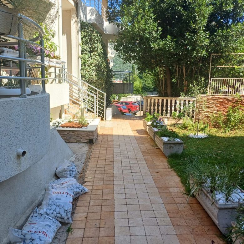 🏡 Duplex Apartment for Sale in Risan – 130 m² in Roman Gardens Complex — Montenegro