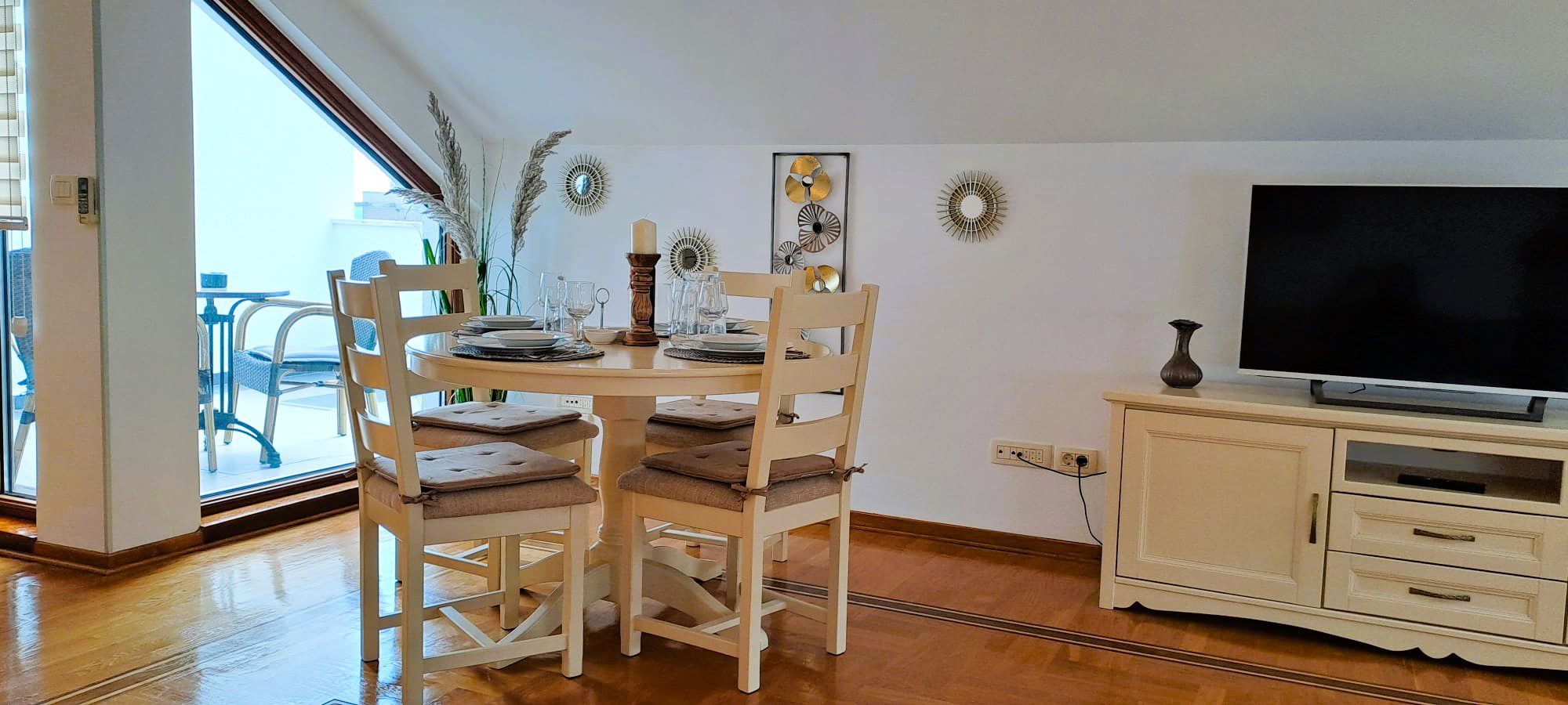 Penthouse Apartment for Sale in Budva – Central Location with Sea View — Montenegro