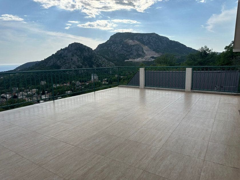 Modern Home for Sale in Sutomore – 200 m², 3 Independent Apartments — Montenegro