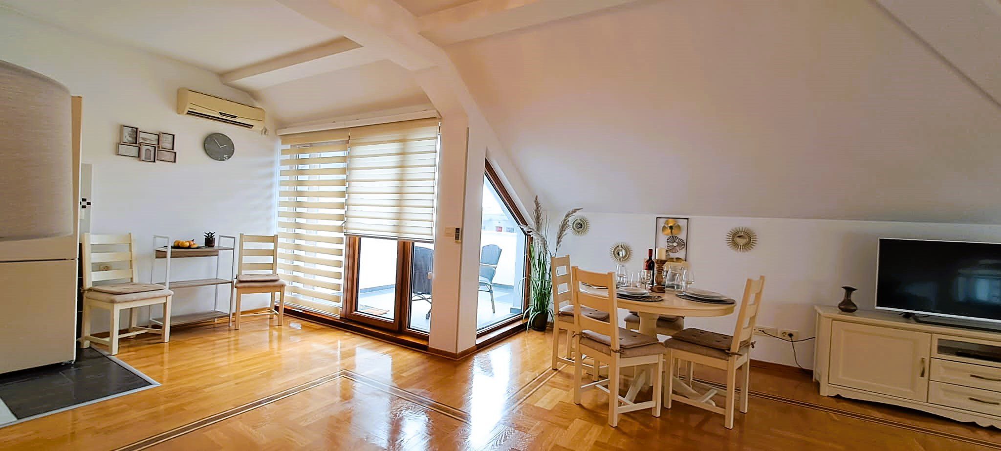 Penthouse Apartment for Sale in Budva – Central Location with Sea View — Montenegro
