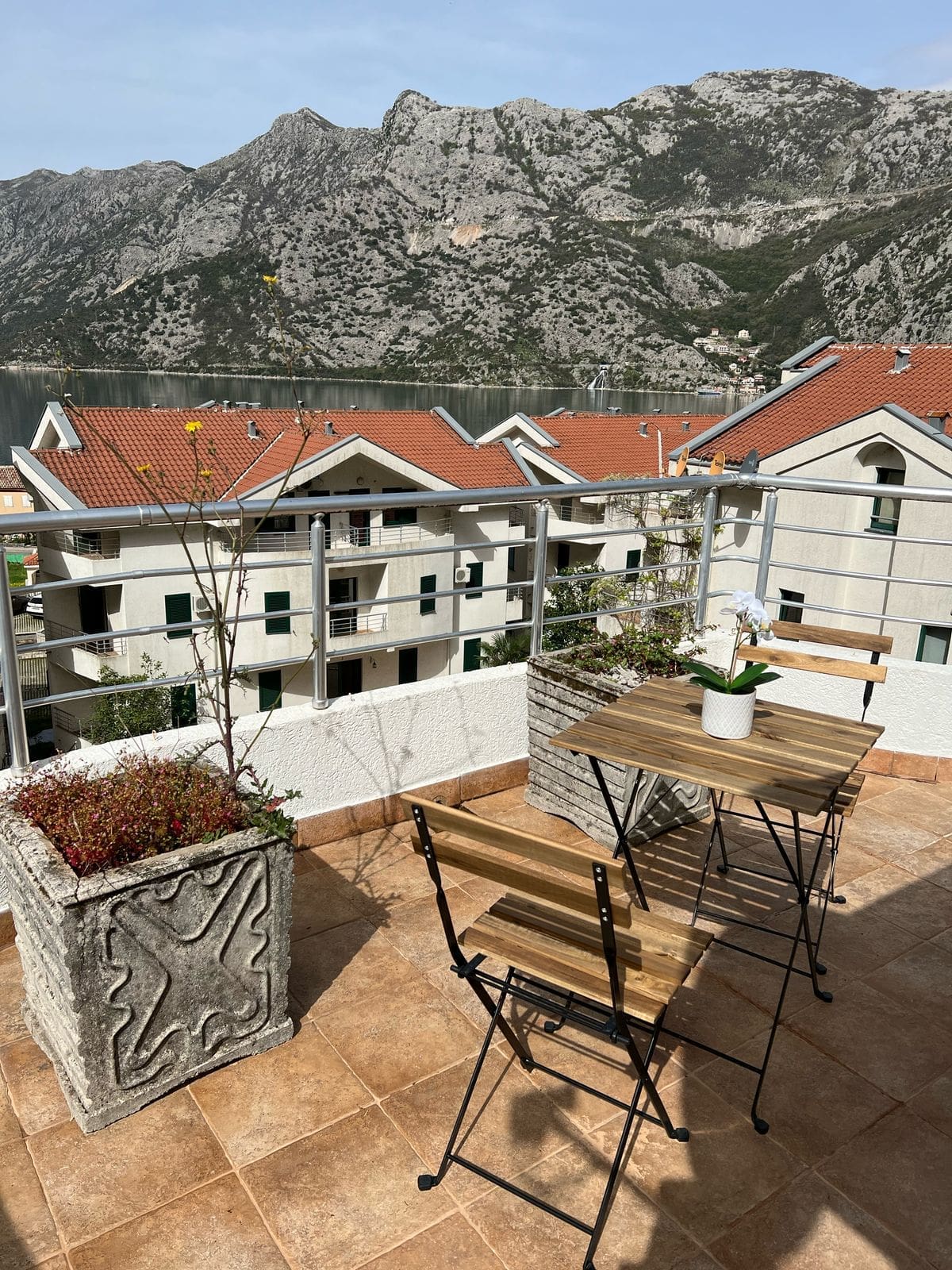 🏡 Duplex Apartment for Sale in Risan – 130 m² in Roman Gardens Complex — Montenegro
