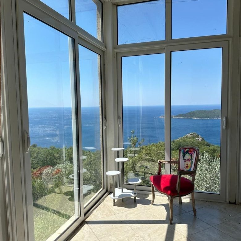 🏡 Villa for Sale in Podbabac Budva – 286 m² with Pool & Sauna — Montenegro