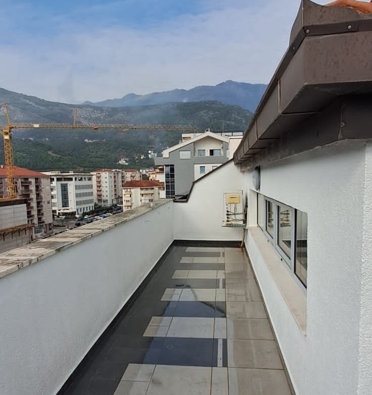 Penthouse Apartment for Sale in Budva – Central Location with Sea View — Montenegro