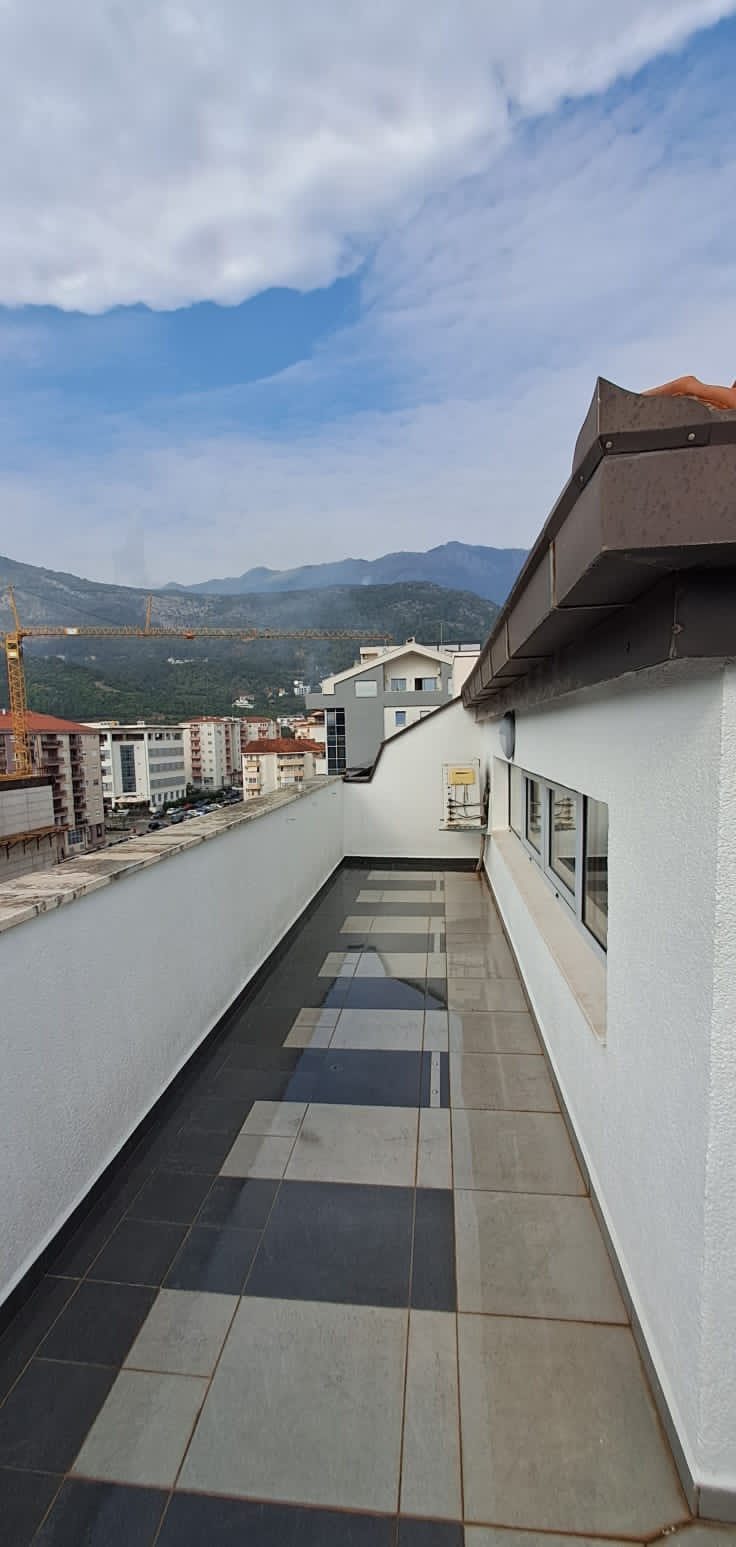 Penthouse Apartment for Sale in Budva – Central Location with Sea View — Montenegro