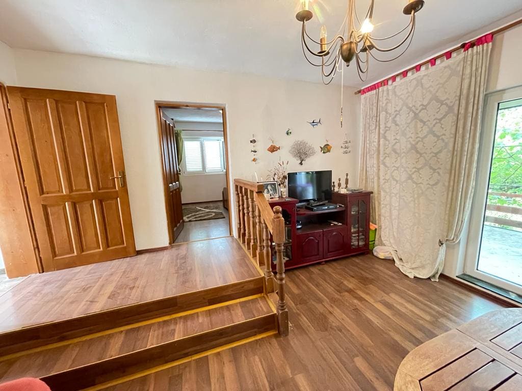 🏠 Home with sea view in Sutomore, 7-Bedroom,  Sea View — Montenegro