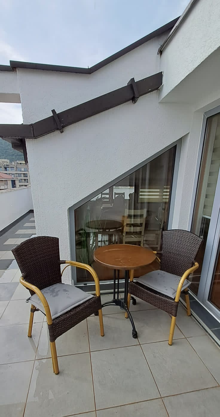 Penthouse Apartment for Sale in Budva – Central Location with Sea View — Montenegro