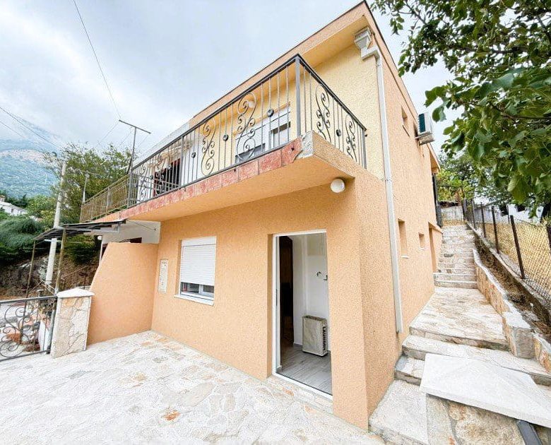 House with Sea View in Sutomore – 2‑Bed Renovated Gem