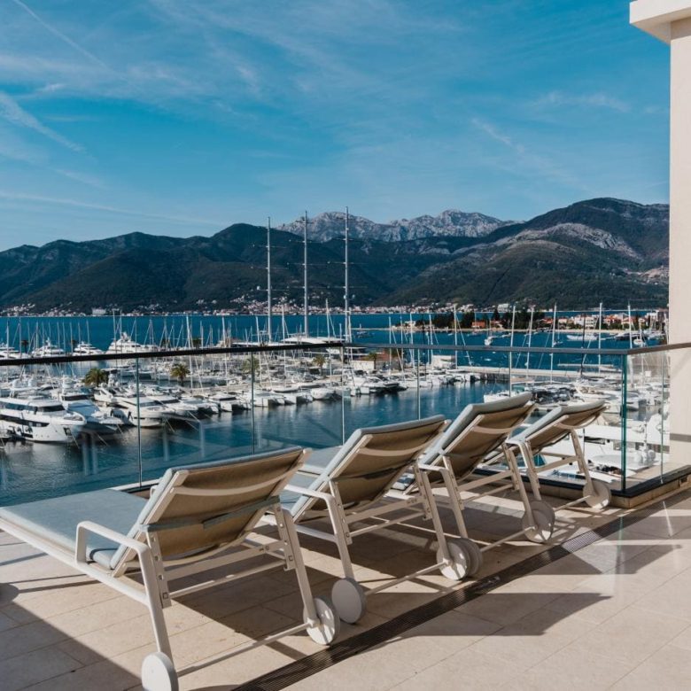 Penthouse Porto Montenegro – Luxury 3-Bedroom Residence with Sea View, Jacuzzi, and Terrace