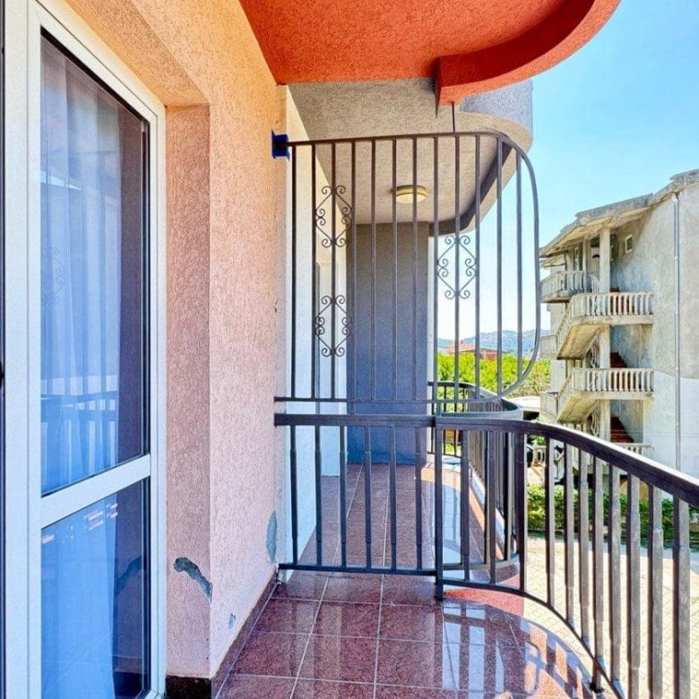 Apartment for Sale Bjeliši – 98m², Renovated, with Mountain View — Montenegro