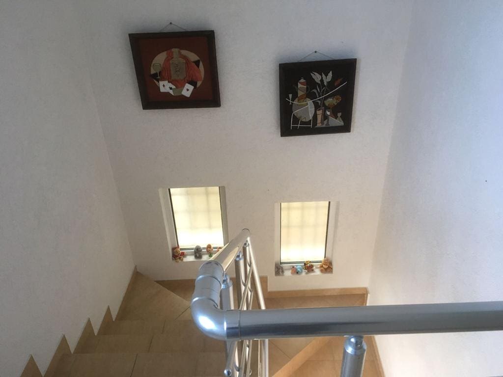 Charming 3-Bedroom Villa for Sale in Ulcinj - Kruce with Pool & Sea View — Montenegro