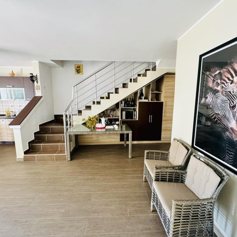 🏡 House for Sale Dobra Voda – 4 Bedrooms, Pool, Sea View — Montenegro