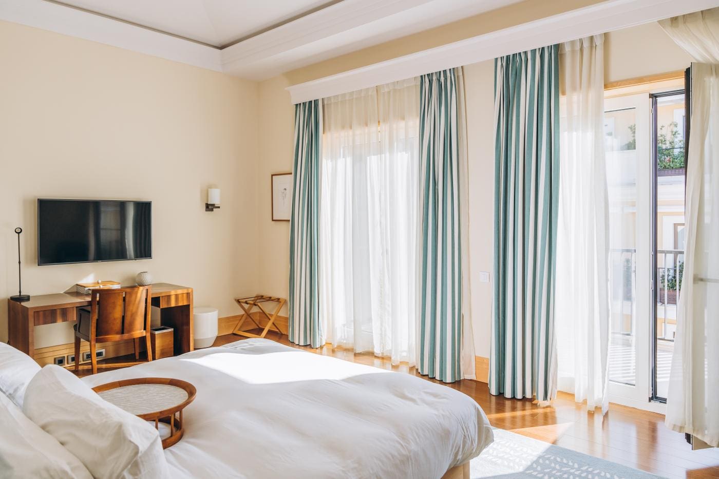 Penthouse Porto Montenegro – Luxury 3-Bedroom Residence with Sea View, Jacuzzi, and Terrace — Montenegro