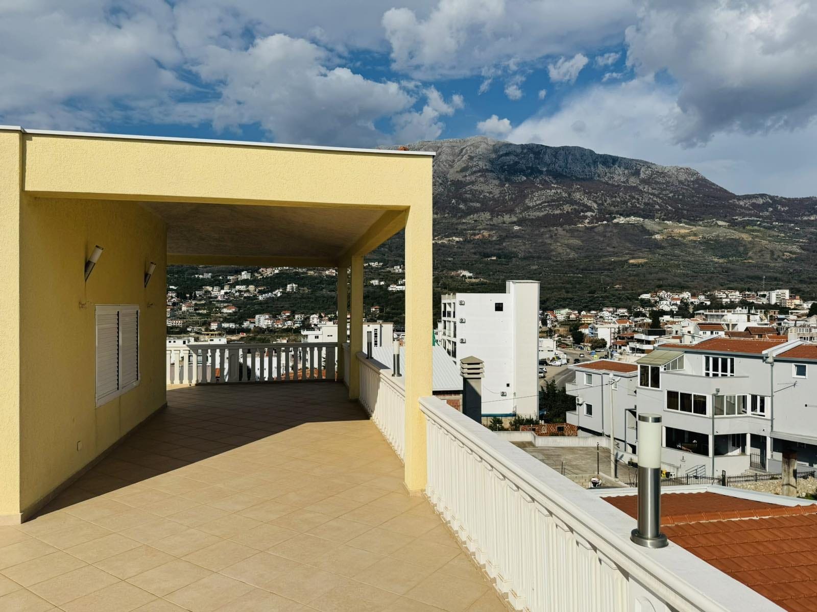 🏡 House for Sale Dobra Voda – 4 Bedrooms, Pool, Sea View — Montenegro