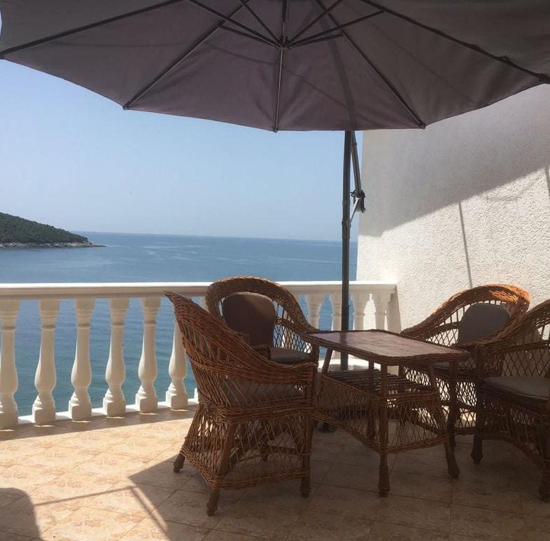 Charming 3-Bedroom Villa for Sale in Ulcinj - Kruce with Pool & Sea View — Montenegro