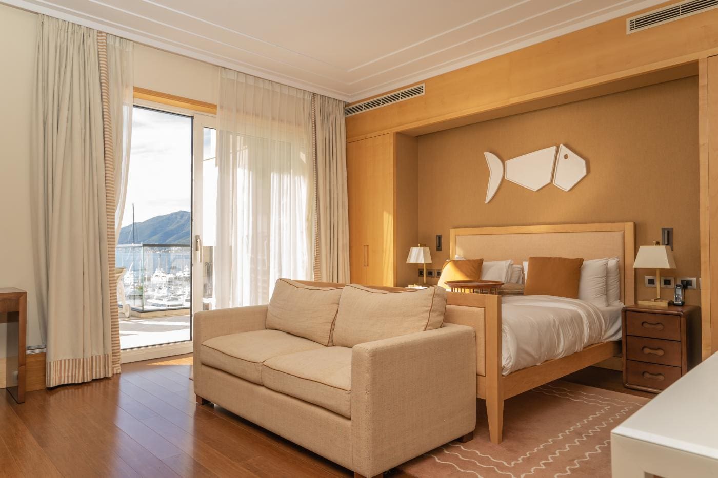 Penthouse Porto Montenegro – Luxury 3-Bedroom Residence with Sea View, Jacuzzi, and Terrace — Montenegro