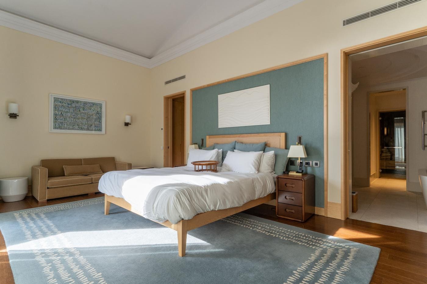 Penthouse Porto Montenegro – Luxury 3-Bedroom Residence with Sea View, Jacuzzi, and Terrace — Montenegro