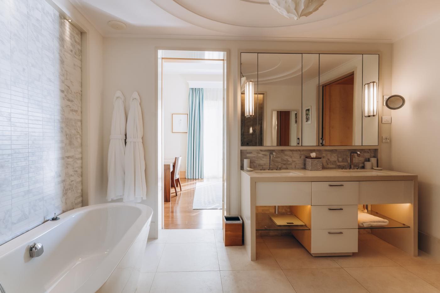 Penthouse Porto Montenegro – Luxury 3-Bedroom Residence with Sea View, Jacuzzi, and Terrace — Montenegro
