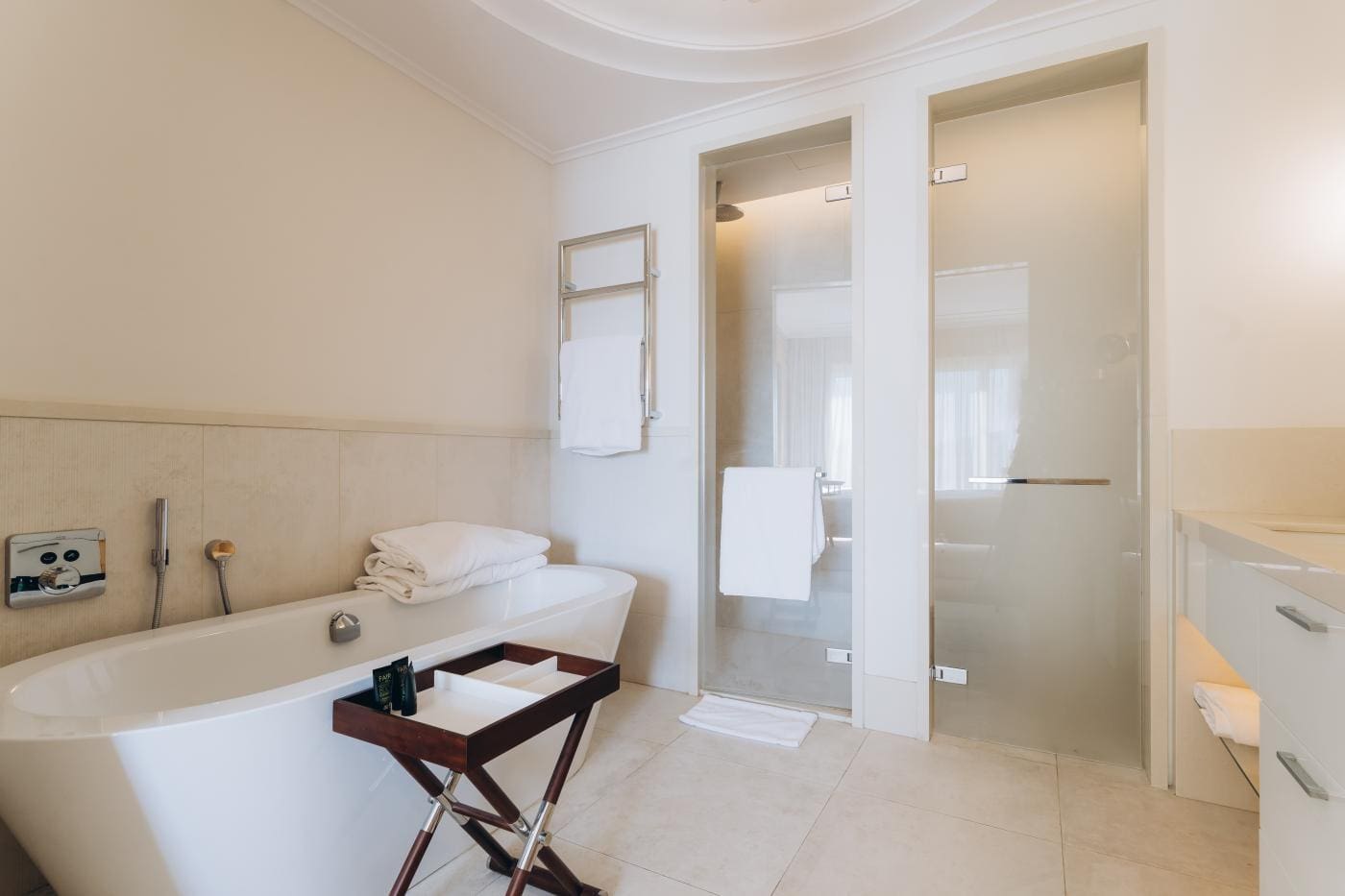 Penthouse Porto Montenegro – Luxury 3-Bedroom Residence with Sea View, Jacuzzi, and Terrace — Montenegro