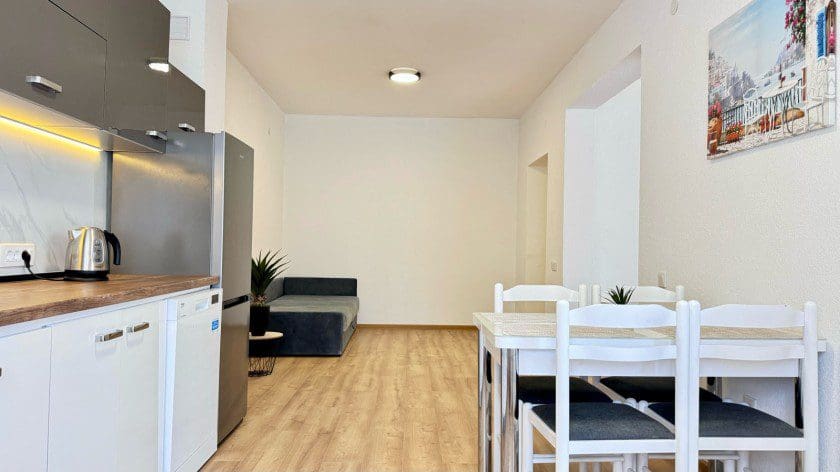 Apartment for Sale Bjeliši – 98m², Renovated, with Mountain View — Montenegro