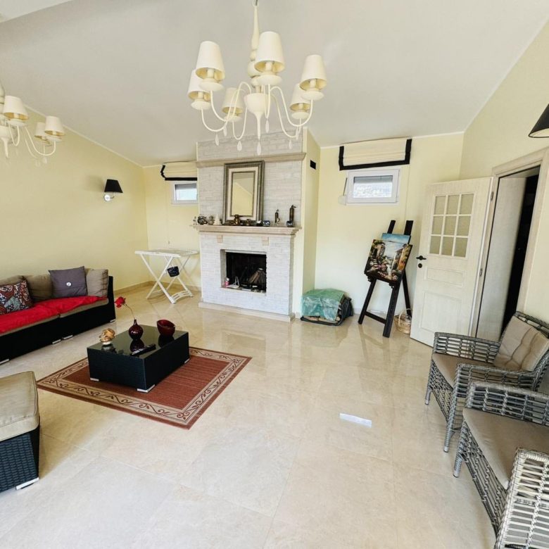 🏡 House for Sale Dobra Voda – 4 Bedrooms, Pool, Sea View — Montenegro
