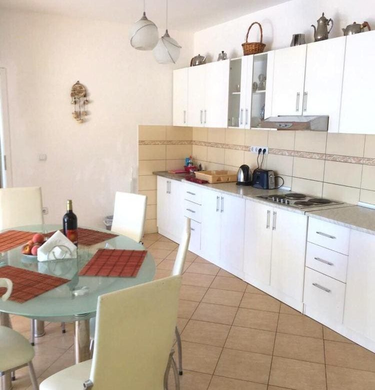 Charming 3-Bedroom Villa for Sale in Ulcinj - Kruce with Pool & Sea View — Montenegro