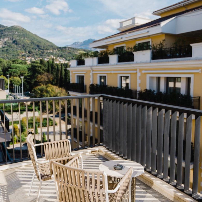 Penthouse Porto Montenegro – Luxury 3-Bedroom Residence with Sea View, Jacuzzi, and Terrace — Montenegro