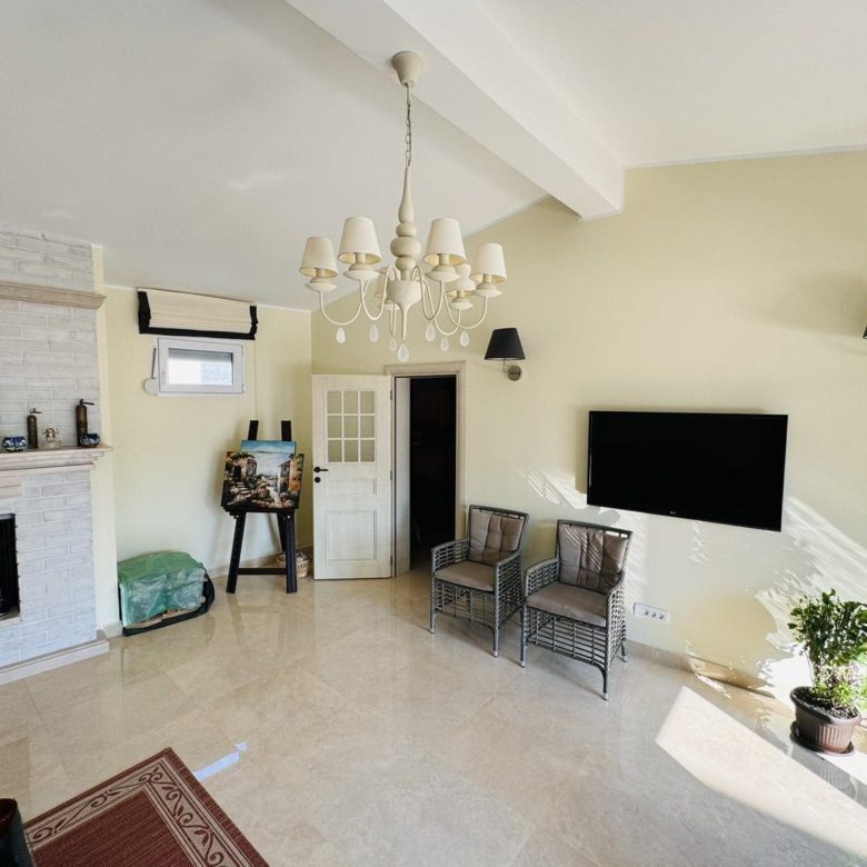🏡 House for Sale Dobra Voda – 4 Bedrooms, Pool, Sea View — Montenegro