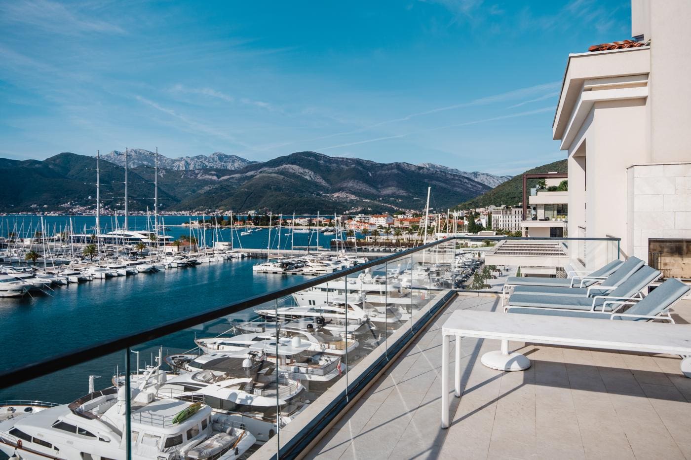 Penthouse Porto Montenegro – Luxury 3-Bedroom Residence with Sea View, Jacuzzi, and Terrace — Montenegro