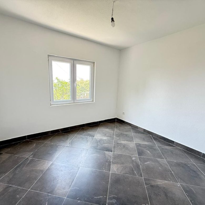 Legal House with Sea View in Dobre Vode – 4‑Bed Dream, 136m² — Montenegro